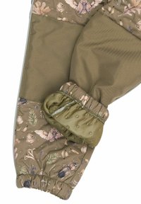 Khaki veekindlad püksid lille- ja putukamustriga. Omavad elastseid mansette ja siledat tekstuuri. Tugevdatud põlveosad lisavad vastupidavust.