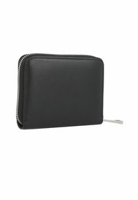 Portefeuille en cuir noir avec une texture lisse, de forme rectangulaire, fermeture éclair, et un accent en métal argenté sur la tirette de la fermeture.