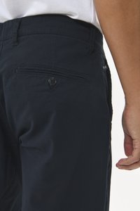 Matinique THOMAS - Pantaloni scurți - dark navy