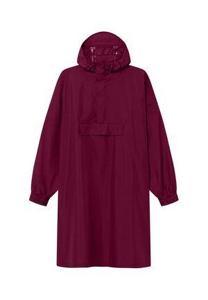 Imperméable bordeaux à manches longues avec capuche, poignets élastiques et poche avant à rabat, conçu pour la protection contre la pluie en extérieur.