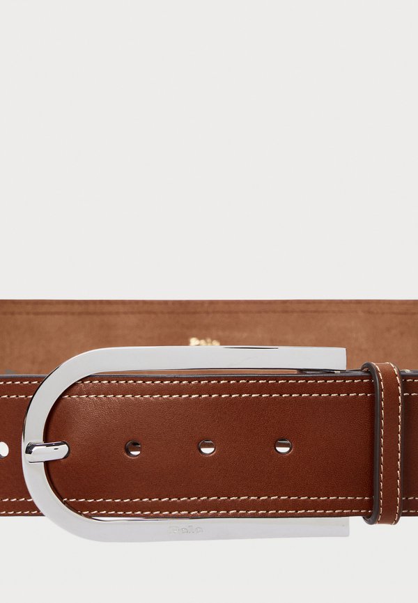Elongated Buckle Leather Belt - Waist belt2