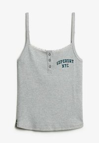Grijze geribde tanktop met verstelbare schouderbanden. Heeft een kanten rand en drie knopen aan de voorkant. Borduursel "SUPERDRY NYC" logo in donkerblauw.