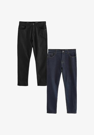 Kaks paari slim fit pükse: üks mustast denimist, teine tumesinisest denimist. Mõlemal on viis taskut ja nööbiriba kontrastse õmblusega.