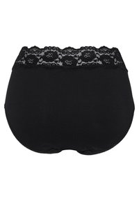 Musta alusvaate, jossa on sileä kangasrunko ja pitsi vyötärö, jossa on kukkakuoseja ja aaltoileva reuna. Klassinen bokserityyli.