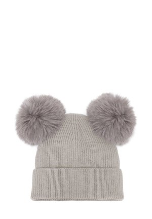 Berretto a maglia grigio chiaro con orlo piegato e due grandi pompon morbidi in cima, che assomigliano a orecchie.