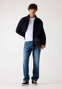 Guess Jeans Relaxed Fit - blau