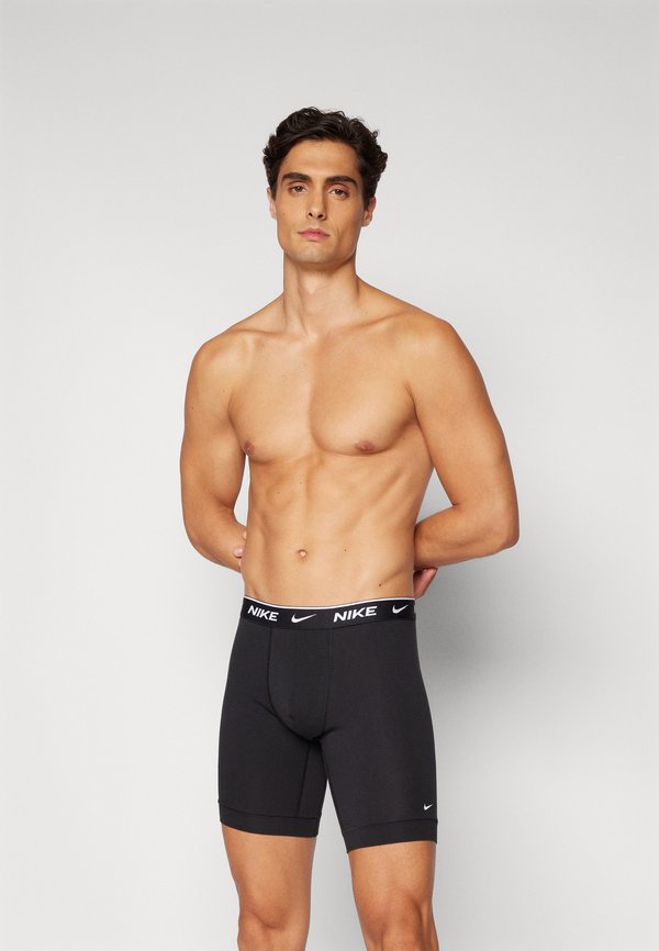 DAY STRETCH BRIEF LONG 3 PACK - Trunks3