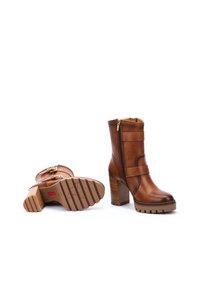 Pikolinos CERVERA - Botines con plataforma - brown