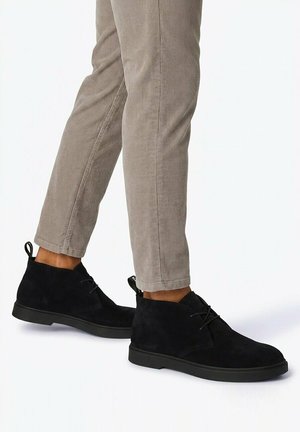 Blackstone, COBBLE CLEM - GG392 - DESERT BOOTS - Schnürstiefelette - navy