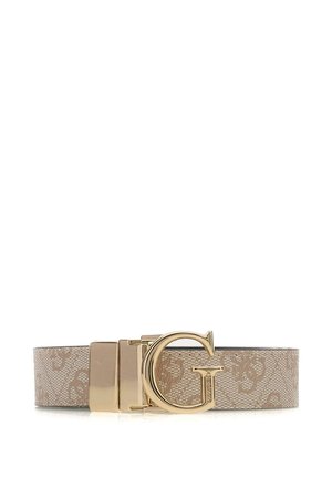 Cinturón beige con estampado y gran hebilla dorada brillante en forma de la letra G, colocado sobre un fondo blanco.