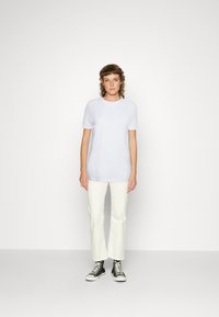 Selected Rundhalsshrt SLHLOOSEOSCAR SS O-NECK TEE NOOS, T-Shrt von