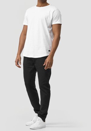 Jeansy Slim Fit