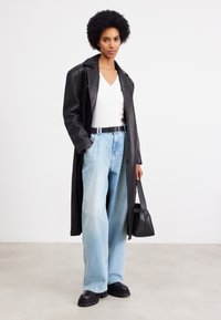 Tommy Jeans DAISY JEAN LW BGY BH6110 - Relaxed fit jeans - denim light