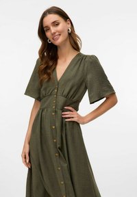 Vero Moda Kreklkleita - kambaba