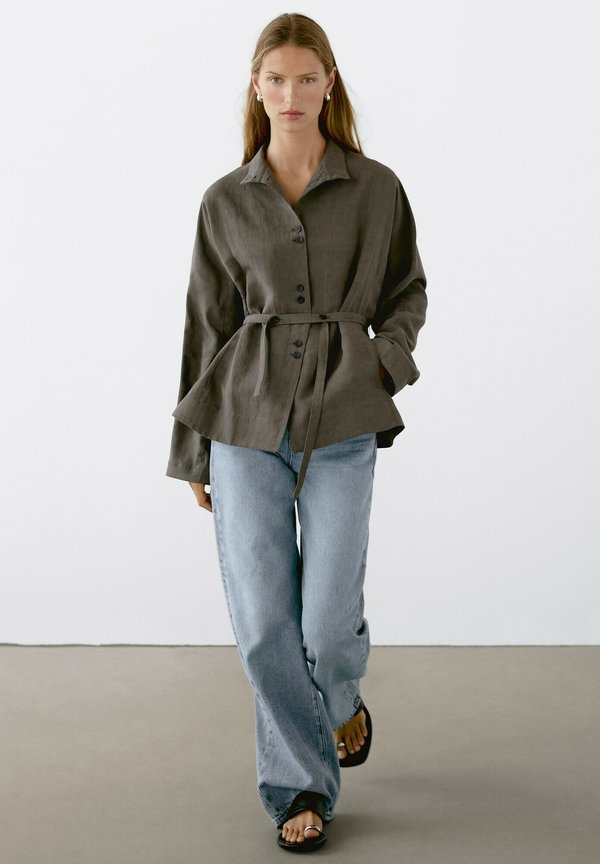 STAND COLLAR - Summer jacket3