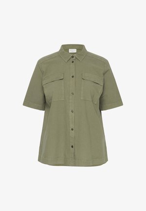 Cămașă verde măsliniu cu mâneci scurte, nasturi, guler ascuțit și două buzunare la piept cu clapă.