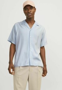 Jack & Jones JPRCCAARON RESORT - Shirt - skyway
