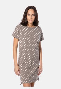 Grau gepunktetes Kleid aus weichem Stoff. Es hat kurze Ärmel, einen Rundhalsausschnitt und eine leicht lockere Passform mit seitlichen Schlitzen am Saum.