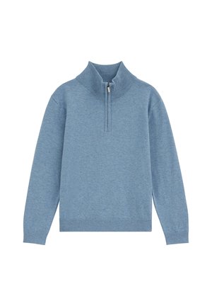 Pull bleu clair à manches longues avec col montant côtelé et courte fermeture éclair frontale, présenté sur fond blanc.