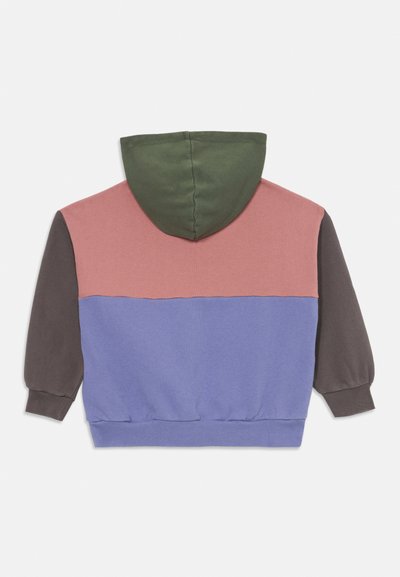 Kapuzensweatshirt mit einem Farbabstimmungsdesign: rosa, grün, lila und braun. Weiches Baumwollmaterial mit gerippten Bündchen und Saum.