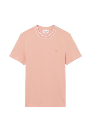 Zachtroze T-shirt met korte mouwen, witte bies rond de ronde hals en een klein bijpassend roze geborduurd logo op de linkerborst.