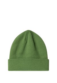 Gorro de lana verde con textura suave, vuelta en el puño y parte superior redondeada. Fabricado con un material cálido adecuado para el clima frío.