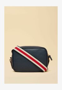 Non sélectionné, navy