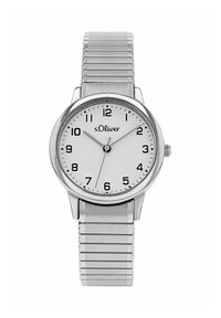 Zilveren roestvrijstalen horloge met een ronde witte wijzerplaat, zwarte uurmarkeringen en een gestructureerde metalen armband. Merknamen "s.Oliver" weergegeven.
