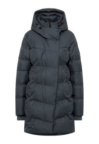 Graue Pufferjacke mit hohem Kragen und Kapuze. Verfügt über gesteppte Abschnitte, einen vorderen Reißverschluss und ein dekoratives Emblem am Saum.