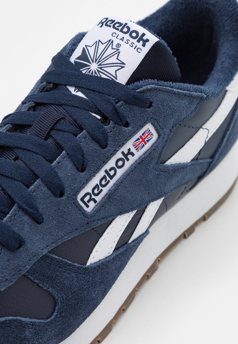 Reebok Classic CLASSIC LEATHER UNISEX - Zapatillas - vector navy/footwear marino - Zalando.es