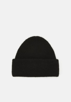 Black Beanie