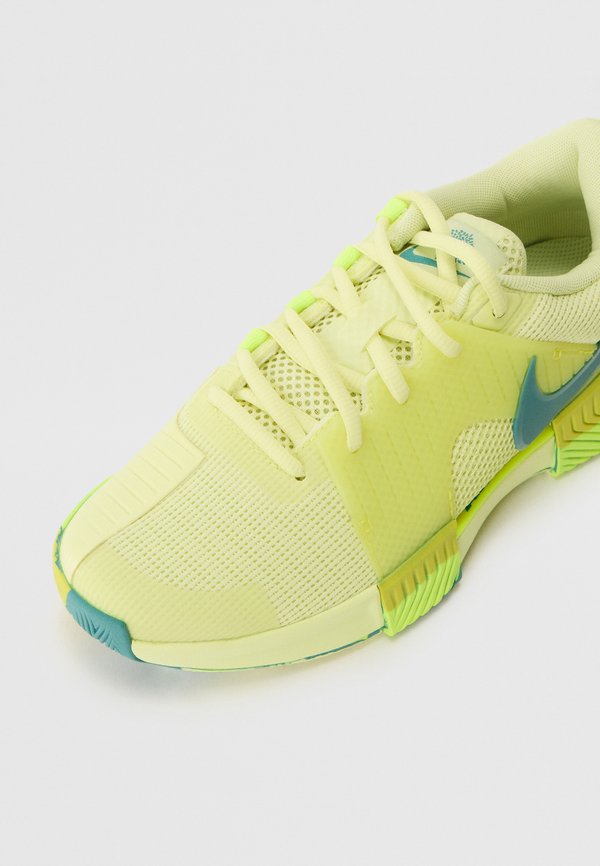 ZOOM CHALLENGE 1 PREMIUM - Multicourt tennis shoes4