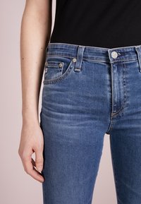 AG Jeans Vaqueros bootcut - blue denim