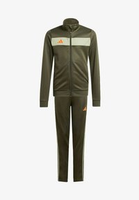 No seleccionado, night cargo tent green impact orange