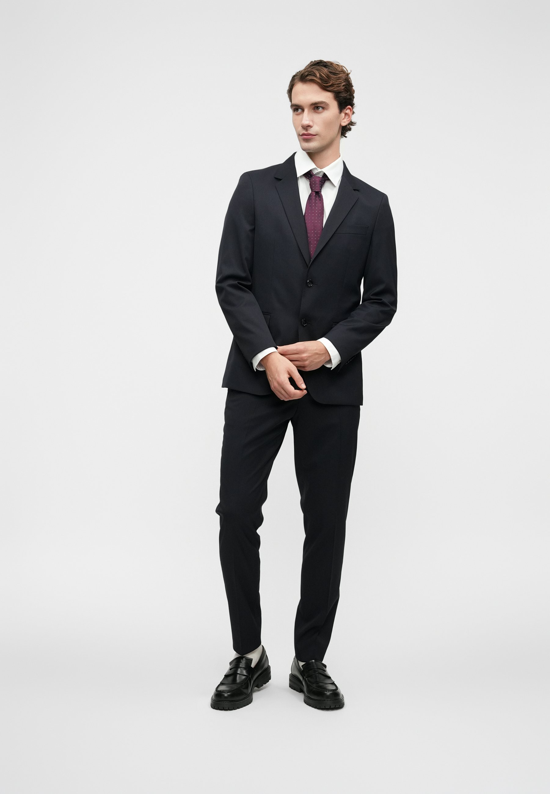 burgundy dress shoes with black suit Burgundy Slim Fit Shawl Lapel Groomsmen Suit Fashion Black Trim Tuxedo Men Three-pieces Suits main image 1
