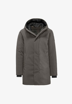 Varm, grå frakke med hætte, der har en quiltet sort indvendig, sidelommer og ribbede manchetter for en tætsiddende pasform.