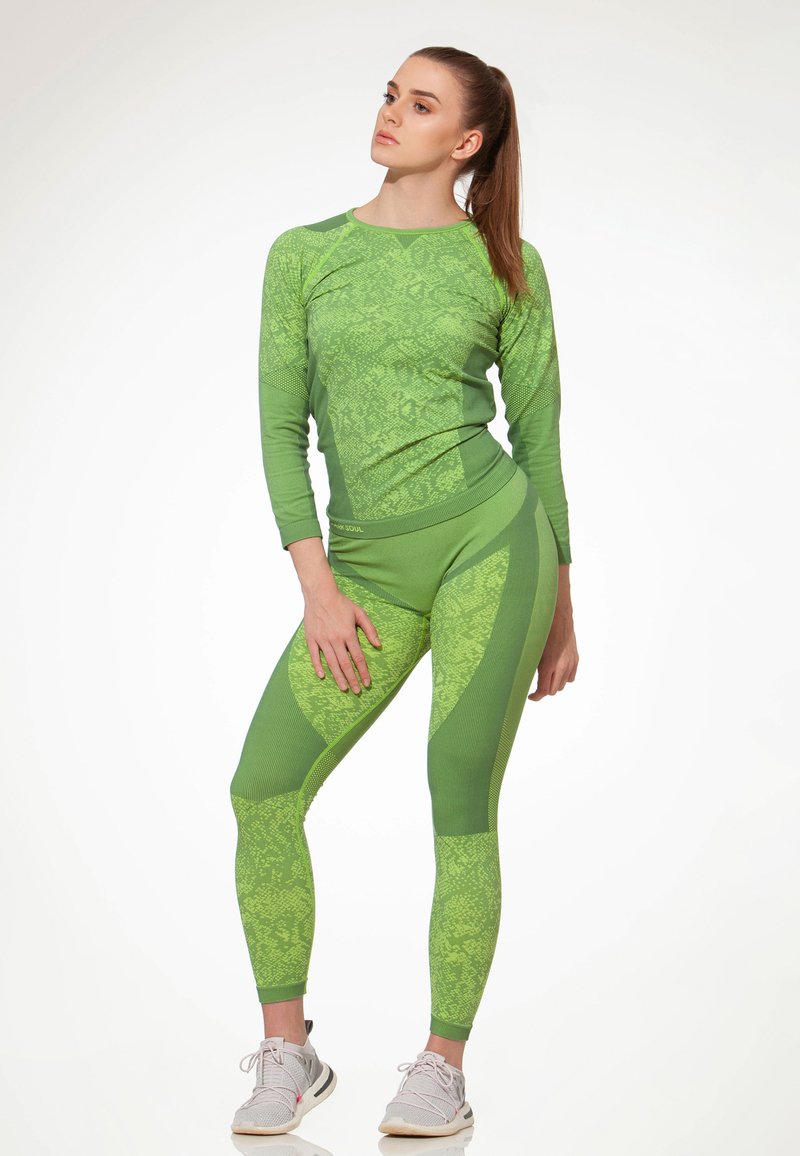 Stark Soul THERMO SEAMLESS - Leggings - grun