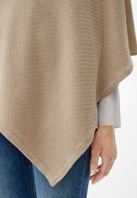 s.Oliver PONCHO - Cape - beige melange