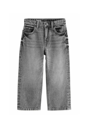Shorts in denim grigio con un design a gamba larga, dotati di tasche frontali, chiusura con bottone e dettagli cuciti lungo le cuciture.