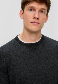 s.Oliver Strickpullover - schwarz