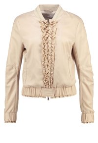Beige kožená bomber bunda s nařaseným předním dílem, zipovým zapínáním a elastickými manžetami a pasem. Hladká textura s designem úzkého střihu.