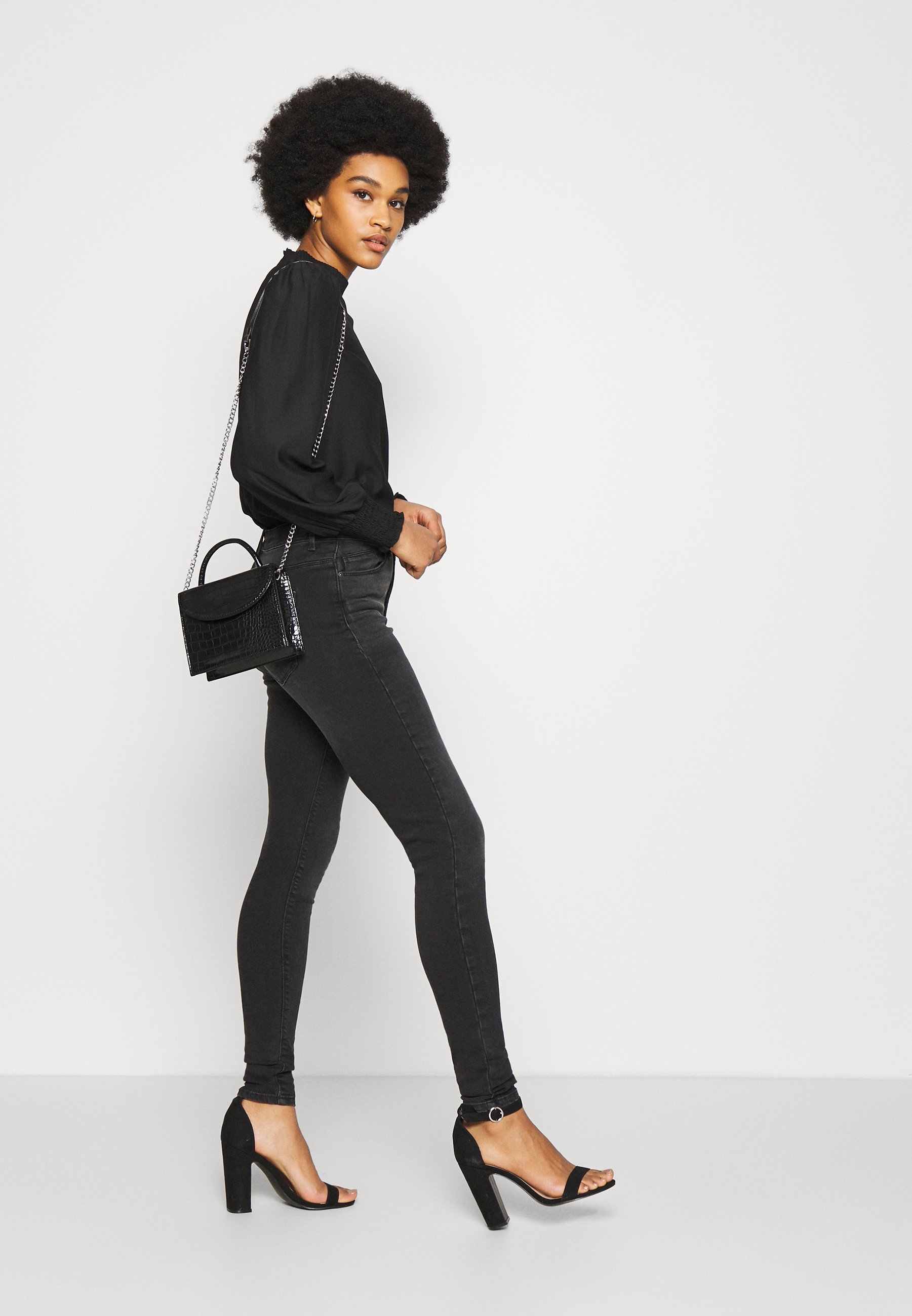 Women ONLPAOLA LIFE - Jeans Skinny Fit Women ONLPAOLA LIFE - Jeans Skinny Fit