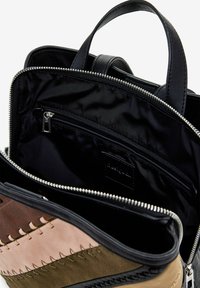 Desigual Tagesrucksack - brown