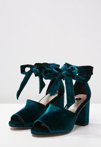 River Island Sandaalit nilkkaremmillä - teal
