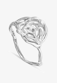 Vald, silver coloured