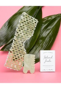 Earth Harbor ISLAND JADE GEMSTONE EYE MASK - Ögonmask