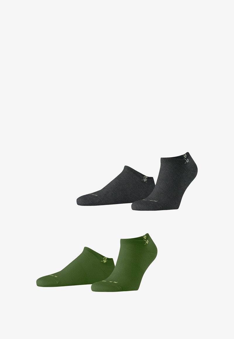 Deux paires de chaussettes de longueur chevillère : une grise foncé et une olive, chacune ornée d'un logo sur le revers, présentées sur un fond blanc.