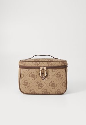 Borsa cosmetica a fantasia marrone con dettagli dorati, forma rettangolare, chiusura con zip e manico superiore per un trasporto facile.