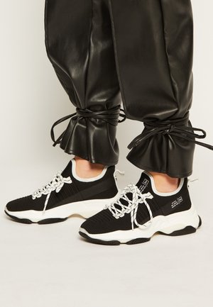 Joggesko - black/white