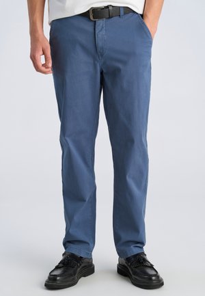 SUPERFLEX CHINO WITH BELT - Chino - true blue